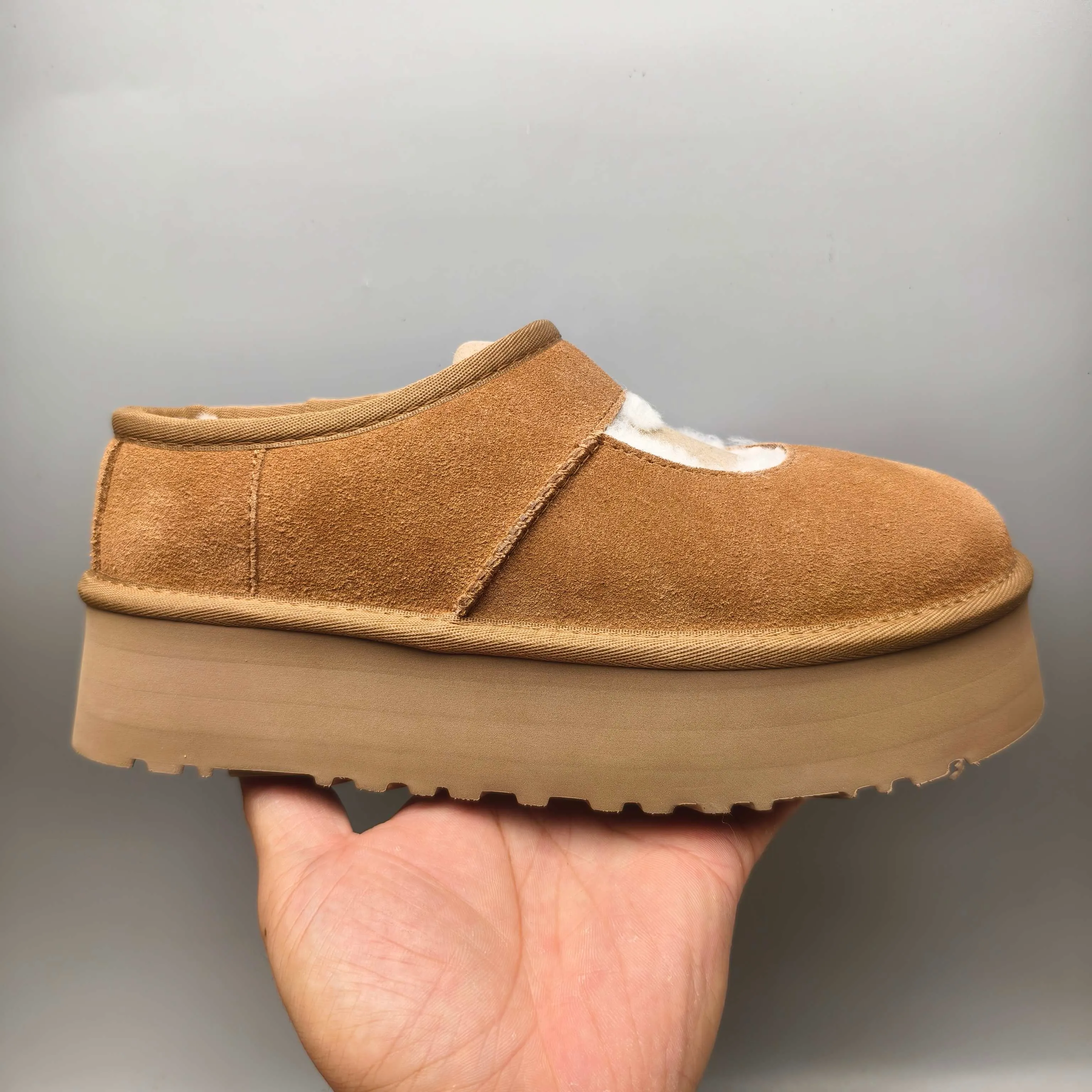 💰480 UGG sheepskin all-in-one snow boots 7612 Mary Jane thick-soled fashion women's shoes Color: Maroon Sand Matching size: 35-40